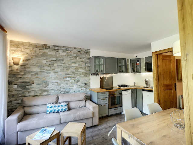 _lv_images__lot_0002020010_01_27648961 _lv_images__lot_0002020010_01_27648961