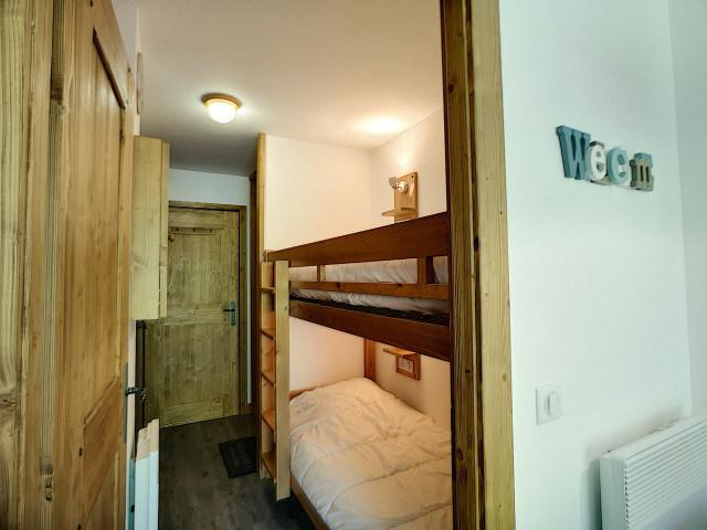 _lv_images__lot_0002020010_09_28611254