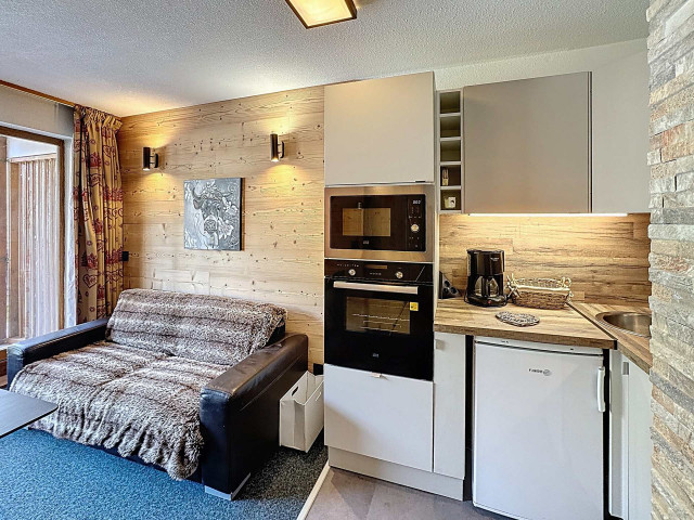 _lv_images__lot_0002020013_05_27745801