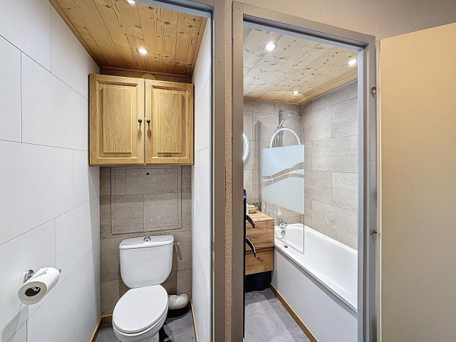 _lv_images__lot_0002020013_08_30161758