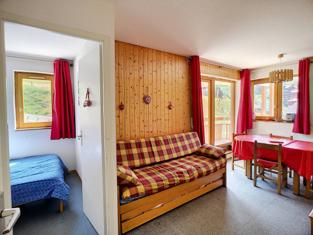 _lv_images__lot_0002020015_05_29425714