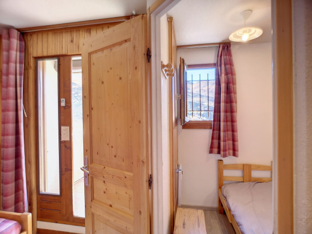 _lv_images__lot_0002030033_04_29069136 _lv_images__lot_0002030033_04_29069136