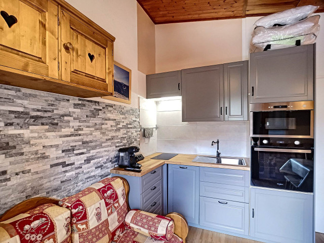 _lv_images__lot_0002030078_02_29643801