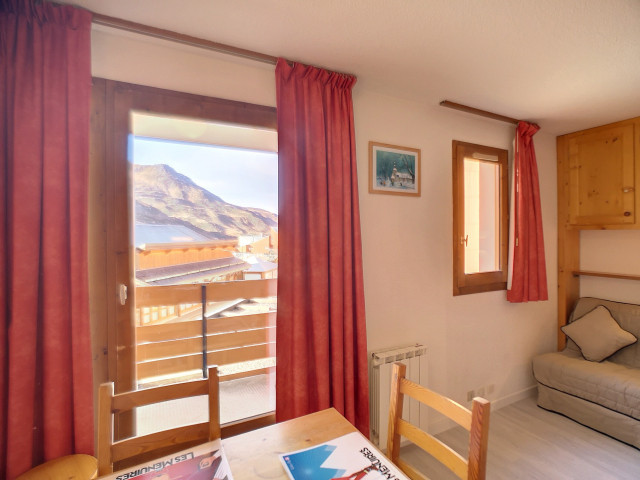 _lv_images__lot_0002040017_10_29666759