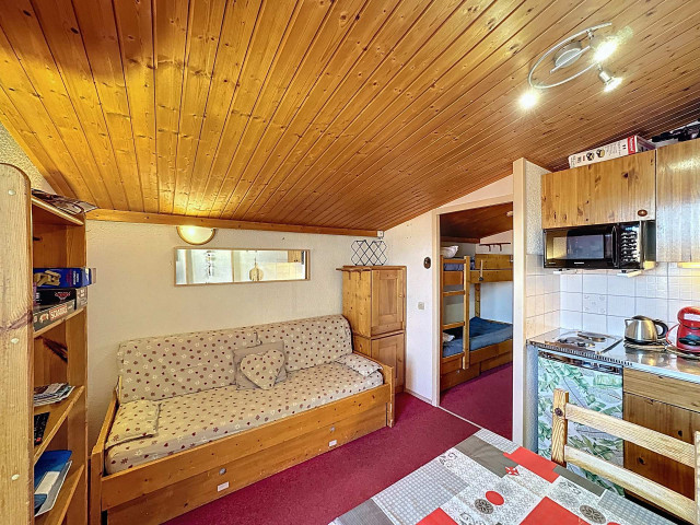 _lv_images__lot_0002040057_02_29446592 _lv_images__lot_0002040057_02_29446592