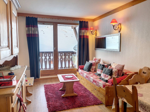 _lv_images__lot_0002050204_01_28860246 _lv_images__lot_0002050204_01_28860246