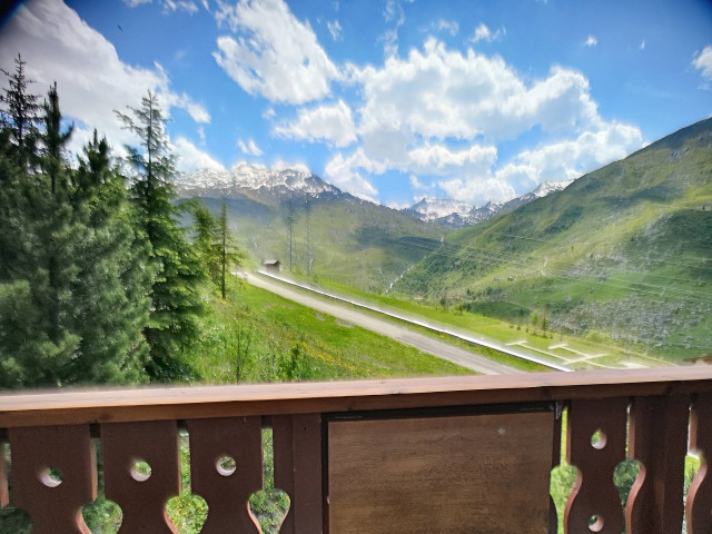 _lv_images__lot_0002050611_08_28990139 _lv_images__lot_0002050611_08_28990139