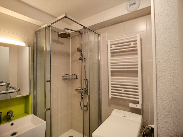 _lv_images__lot_0007000206_09_30103174