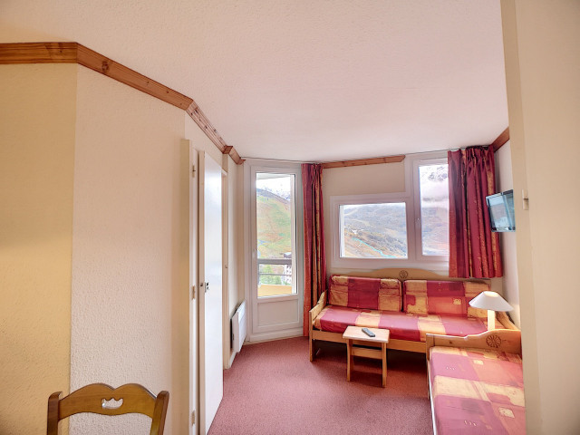 _lv_images__lot_0007000405_04_29148393