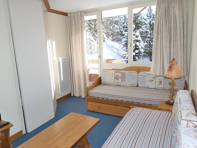 _lv_images__lot_0007010208_01_30085524