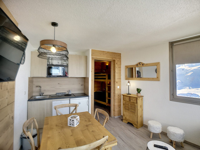 _lv_images__lot_0007010513_02_28083560 _lv_images__lot_0007010513_02_28083560