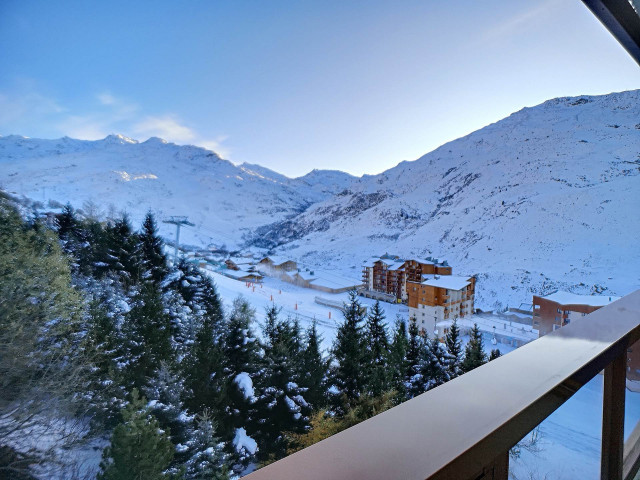 _lv_images__lot_0007010606_11_30009900