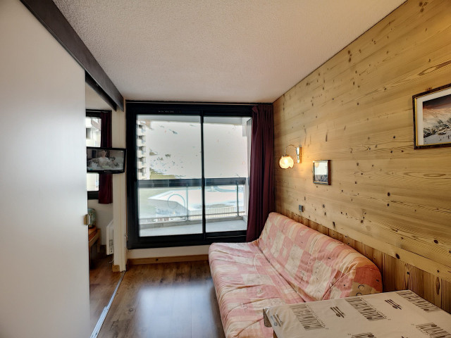 _lv_images__lot_0007030030_03_30085782