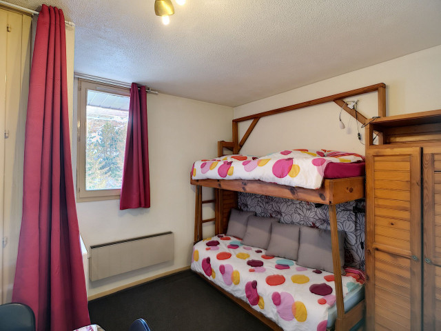 _lv_images__lot_0007040028_05_28784139 _lv_images__lot_0007040028_05_28784139