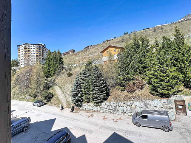 _lv_images__lot_0007040028_13_30183566