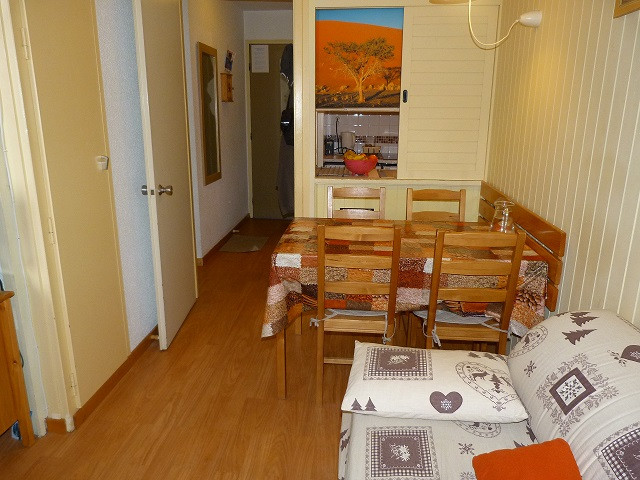 _lv_images__lot_0007050224_07_27725475