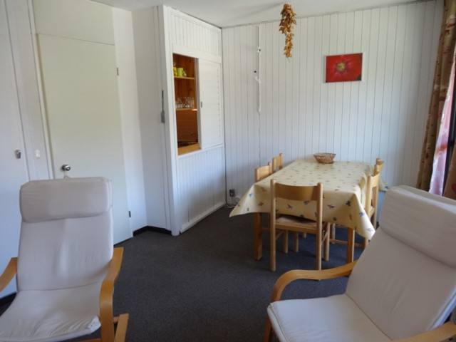 _lv_images__lot_0007050422_01_30182949