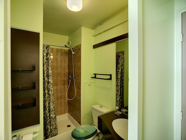 _lv_images__lot_0007060507_06_29586817