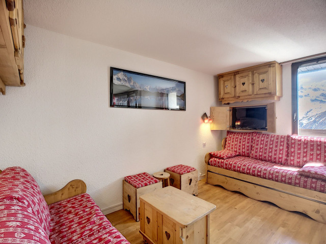 _lv_images__lot_0007060606_01_30120127