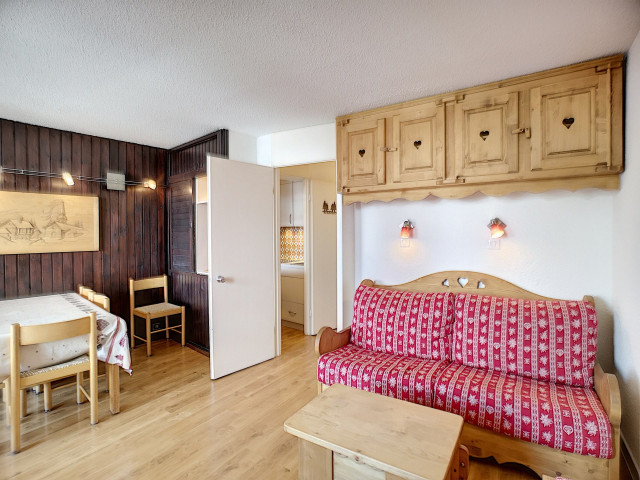 _lv_images__lot_0007060606_04_28219206