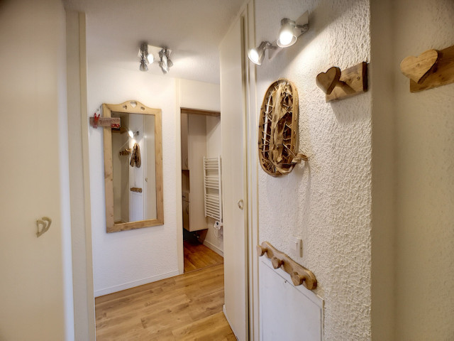 _lv_images__lot_0007060606_09_27495690 _lv_images__lot_0007060606_09_27495690