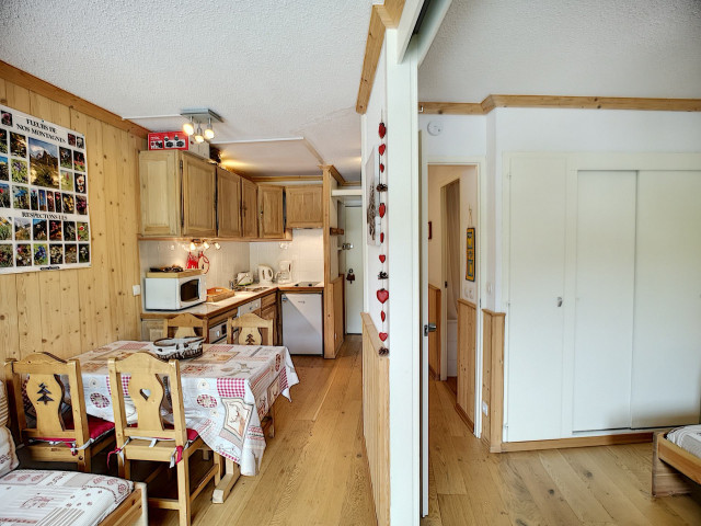 _lv_images__lot_0007070043_07_32770035 _lv_images__lot_0007070043_07_32770035