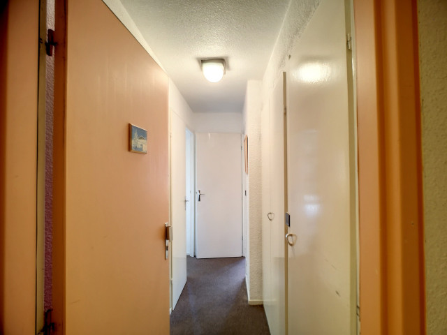 _lv_images__lot_0012010201_11_29147760