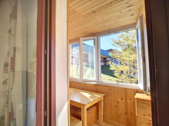 _lv_images__lot_0012010201_12_28631626