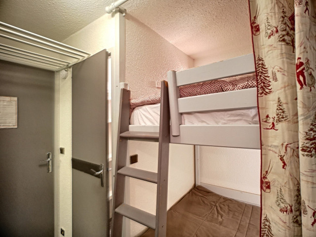 _lv_images__lot_0012020111_09_28801946 _lv_images__lot_0012020111_09_28801946