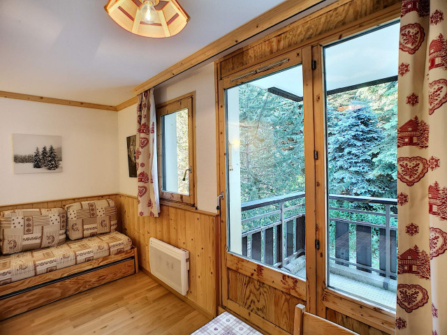 _lv_images__lot_0012020308_03_28951619 _lv_images__lot_0012020308_03_28951619