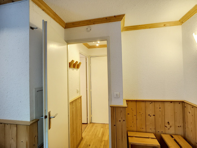 _lv_images__lot_0012020308_06_32770785 _lv_images__lot_0012020308_06_32770785