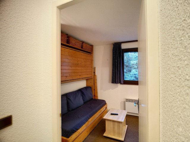 _lv_images__lot_0012020408_07_29705153