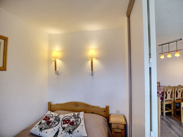 _lv_images__lot_0012030424_13_29666177