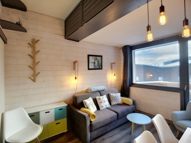 _lv_images__lot_0012030621_04_28931954 _lv_images__lot_0012030621_04_28931954