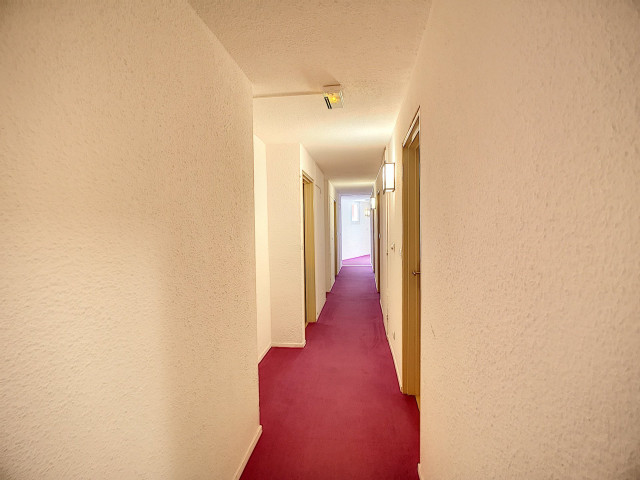 _lv_images__lot_0012030817_14_29166915