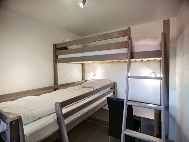 _lv_images__lot_0013040064_07_30181261