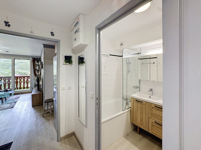 _lv_images__lot_0013040064_12_33105772