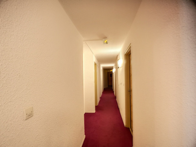_lv_images__lot_0013040065_13_32157329