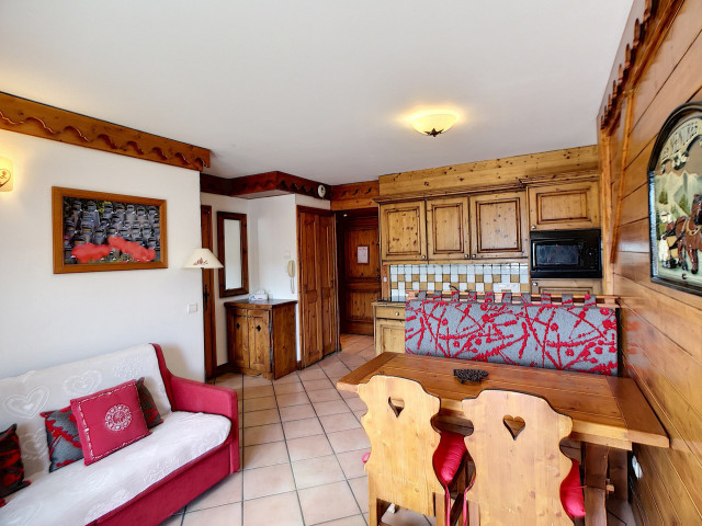 _lv_images__lot_0013040068_01_30182182