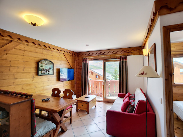 _lv_images__lot_0013040068_03_28238644