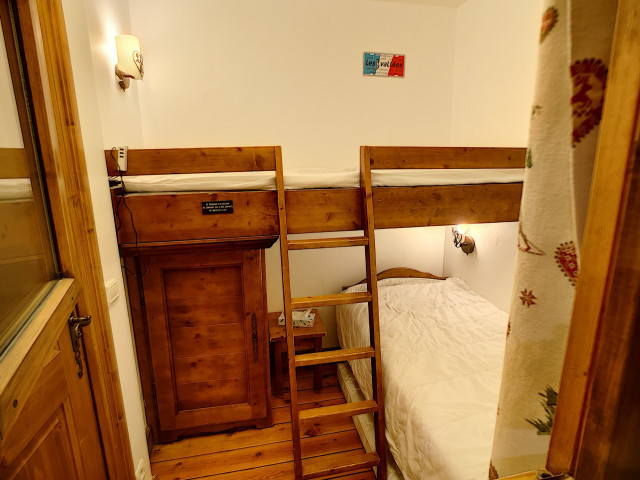 _lv_images__lot_0013040068_08_30067945