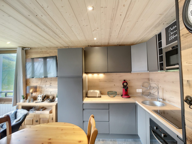 _lv_images__lot_0013040074_04_29624335