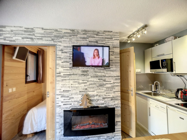 _lv_images__lot_0013040077_12_28453569