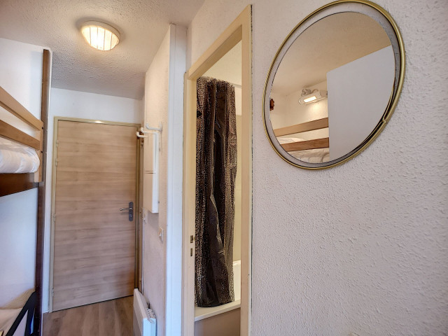 _lv_images__lot_0013040079_10_32221990