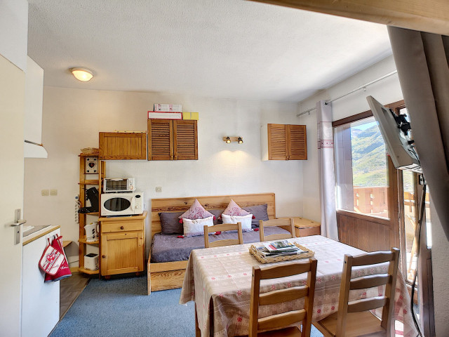 _lv_images__lot_0013040083_02_28881353