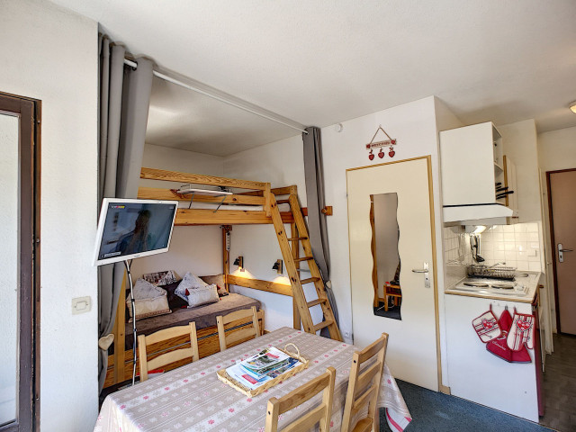 _lv_images__lot_0013040083_03_29069562 _lv_images__lot_0013040083_03_29069562