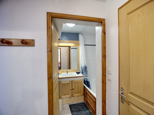 _lv_images__lot_0013040092_08_29266186