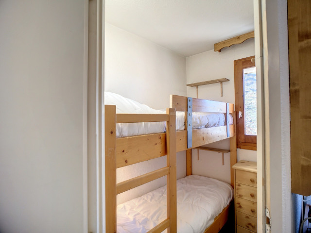 _lv_images__lot_0013040094_11_28900650