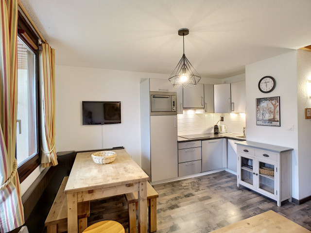 _lv_images__lot_0013040103_02_27893942 _lv_images__lot_0013040103_02_27893942