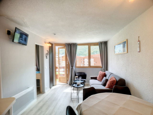 _lv_images__lot_0013040104_04_29185186